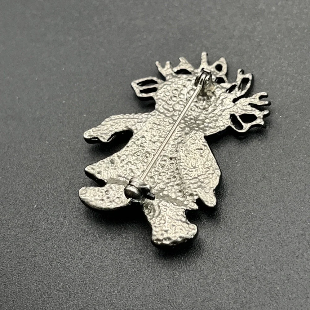 Black & White‎ Cartoon Ragdoll Toy Lapel Hat Pin